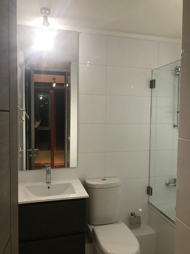 Arriendo Departamento 2D Alto Las Condes - Las Condes