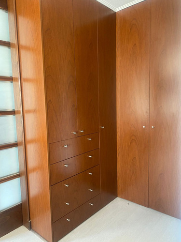 Arriendo Departamento 1D Barrio El Golf - Las Condes