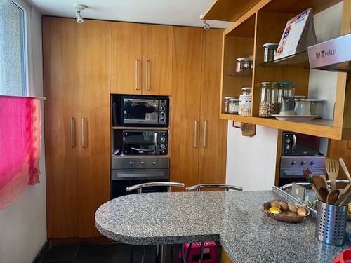 Arriendo Departamento 2D Metro Escuela Militar - Las Condes