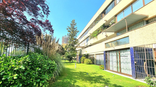 Arriendo Departamento 2D Metro Escuela Militar - Las Condes