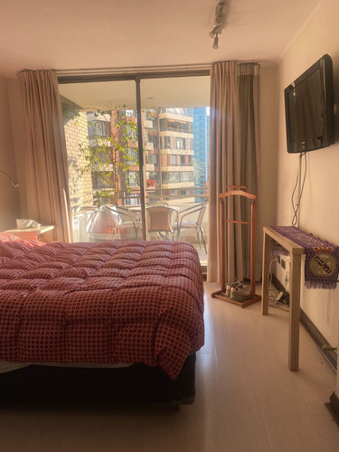 Arriendo Departamento 1D Barrio El Golf - Las Condes