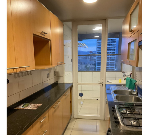 Arriendo Departamento 2D Barrio El Golf - Las Condes