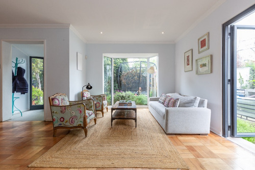 Arriendo Casa 4D Barrio El Golf - Las Condes