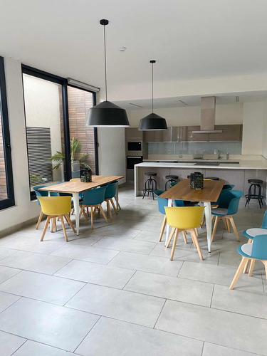 Arriendo Departamento 2D Metro Hernando de Magallanes - Las Condes