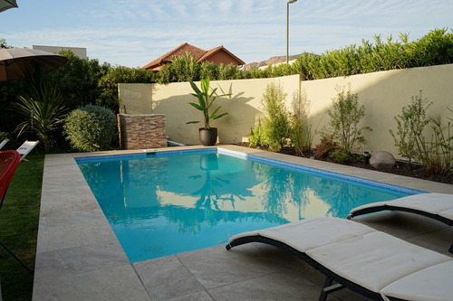 Arriendo Casa 3D Chicureo - Colina