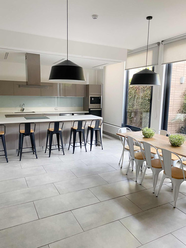 Arriendo Departamento 2D Metro Hernando de Magallanes - Las Condes