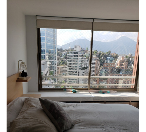 Arriendo Departamento 2D Barrio El Golf - Las Condes