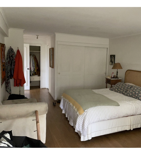 Arriendo Departamento 2D Metro Escuela Militar - Las Condes