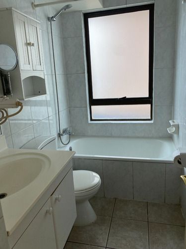 Arriendo Departamento 2D Metro Hernando de Magallanes - Las Condes