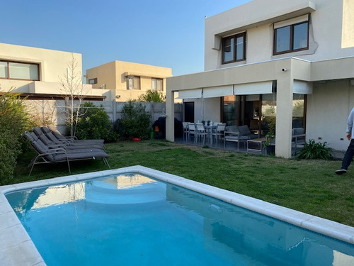 Arriendo Casa 3D Chicureo - Colina