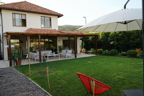 Arriendo Casa 3D Chicureo - Colina